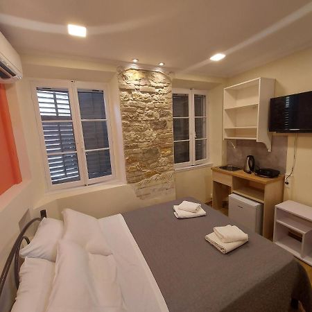 Appartamento Corcyra Microflat In Old Town Corfu  Esterno foto